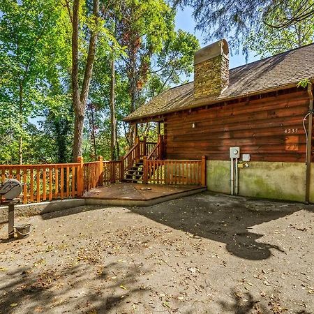 Do Not Disturb - Pigeon Forge Smoky Mountain Studio Cabin, Hot Tub, Fireplace ภายนอก รูปภาพ